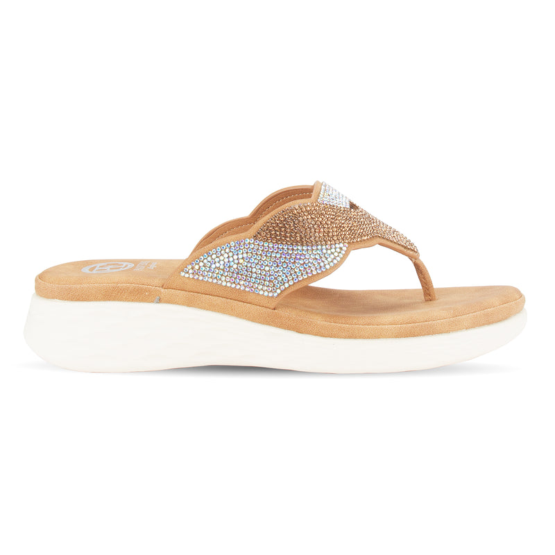 Discover the Donelle vista shine toepost sandal by Pavers England. Perfect shoes for women and stylish ladies shoes. Brown color. Shop now!