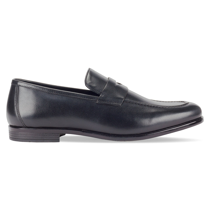 Shop the Lucien Gentry Formal Penny Loafer by Pavers England. These stylish leather loafer shoes are ideal formal loafers for men. Perfect mens shoes. Black shoes. Buy now!