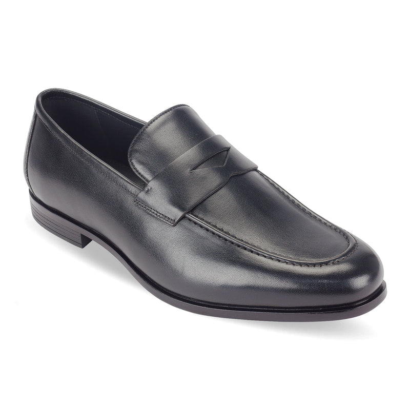 Shop the Lucien Gentry Formal Penny Loafer by Pavers England. These stylish leather loafer shoes are ideal formal loafers for men. Perfect mens shoes. Black shoes. Buy now!