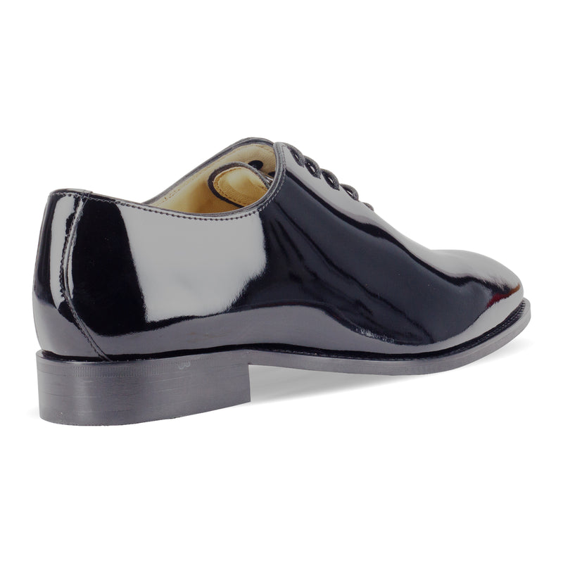 Explore the Belmont Leather Wholecut Oxford Shoe by Pavers England. Formal laced shoes for men perfect for mens shoes collection. Patent Black shoes. Buy now!