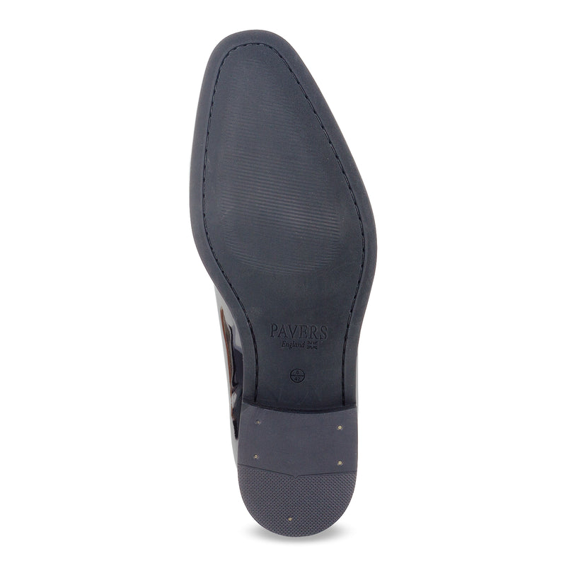 Explore the Belmont Leather Wholecut Oxford Shoe by Pavers England. Formal laced shoes for men perfect for mens shoes collection. Patent Black shoes. Buy now!