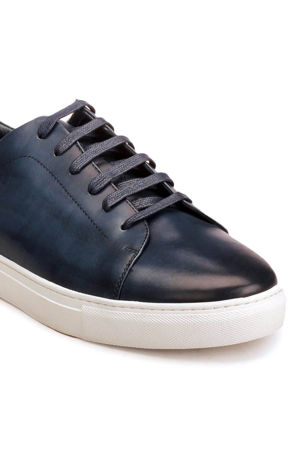 COMMON PROJECTS Original Achilles Leather Sneakers for Men | MR PORTER