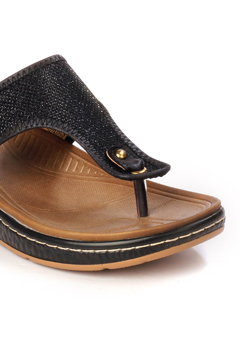 Toe Post with Medium Wedge Heel & T straps for Women - Toeposts - Pavers England