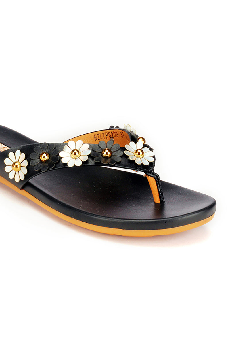Chic Floral Toepost for Women - Black - Toeposts - Pavers England